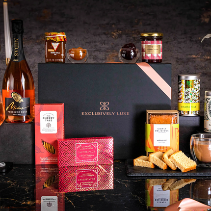 Festive Afternoon Tea Christmas Hamper