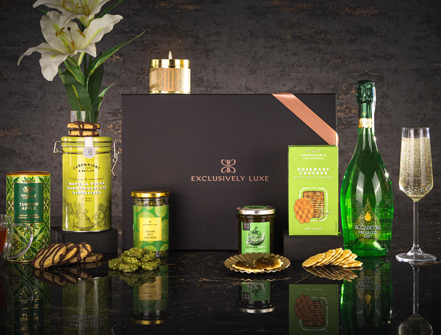 Emerald Treasures Christmas Hamper