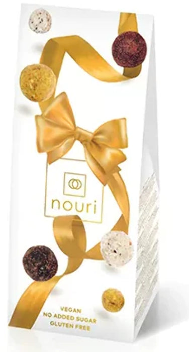 Exclusively Luxe gift hamper with Venchi Supreme Nocciola spread and luxury treats in festive wrap.