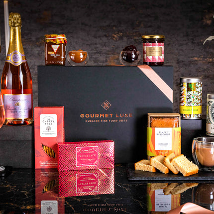 Merry Christmas Everyone Champagne Christmas Gift Hamper